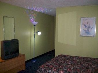 Motel Red Carpet Inn Lima