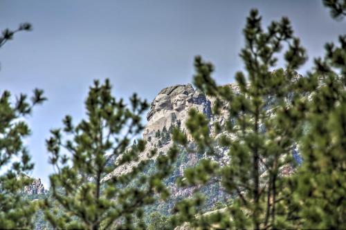 Keystone Escape With Amazing Mt Rushmore View!