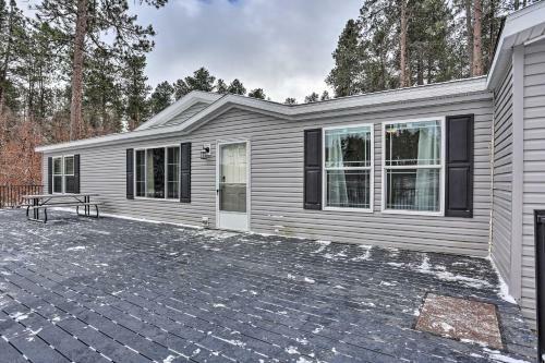 14a Getaway Family House With Large Deck!