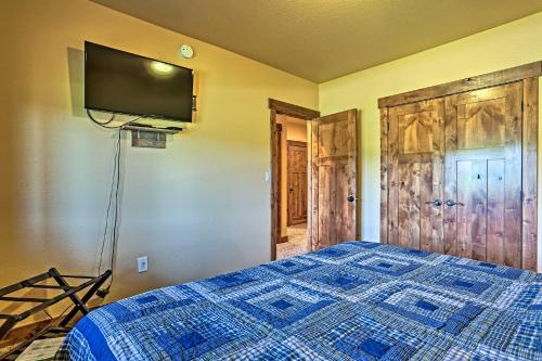 Spacious Home With Private Hot Tub Golf And Hike