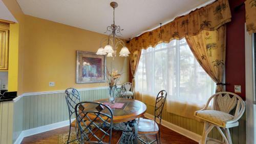 Villa 614 Barrington Park