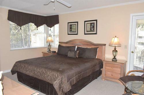 Villa 701 Barrington Park