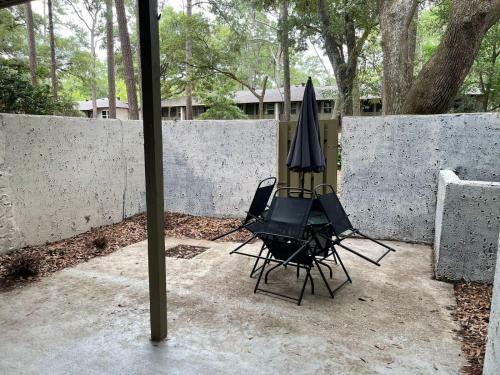 Bed & Breakfast Hhi Homes Llc
