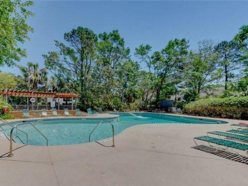 299 Turnberry Village