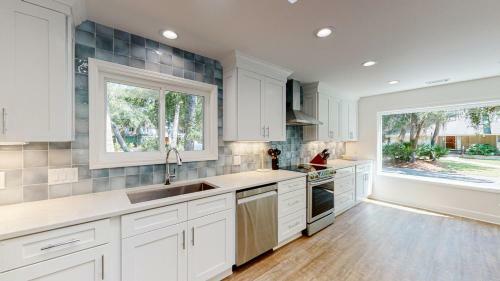 2 East Wind