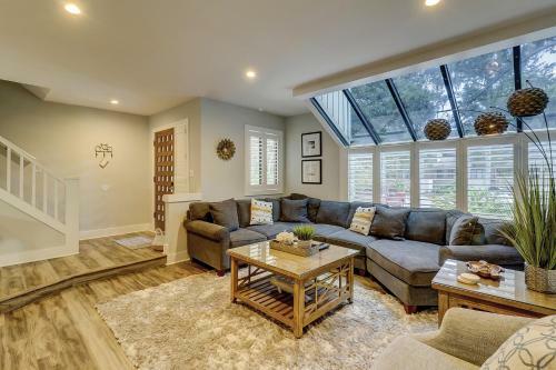 181 Beachwalk 3 Br Condo Shipyard
