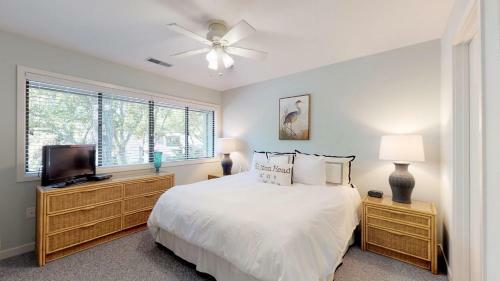 246 Turnberry Village
