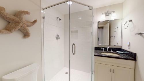 Villa 3208 Windsor Court South