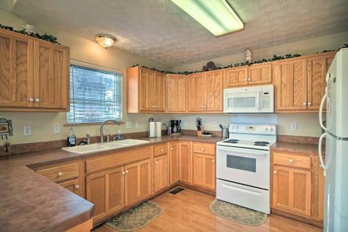 Caryville Home With Private Dock And Norris Lake Views