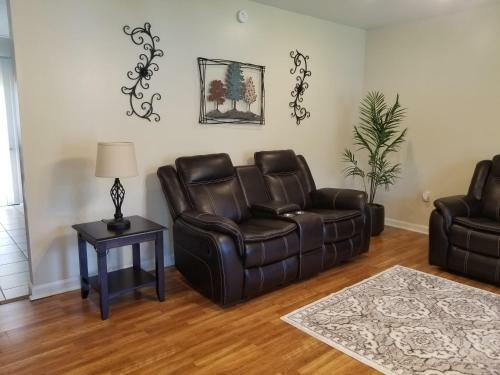 Spacious 3br 2ba 11 Mins Away From Cummins Falls State Park!!!