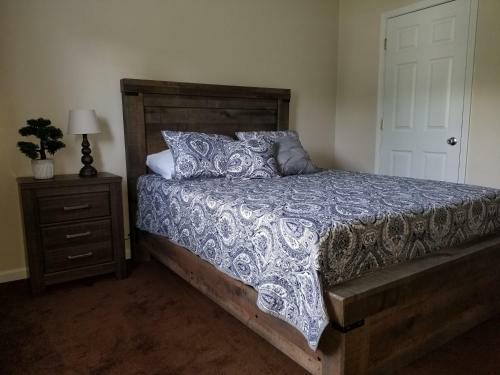 Spacious 3br 2ba 11 Mins Away From Cummins Falls State Park!!!