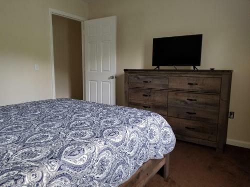 Spacious 3br 2ba 11 Mins Away From Cummins Falls State Park!!!
