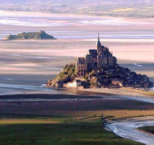 Le Petit Montceaux