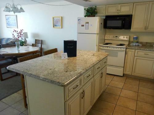 Apartamento 0301 Waters Edge Resort Condo