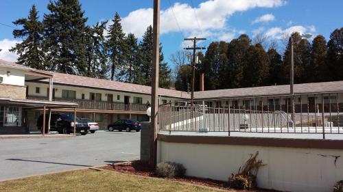 Motel Budget Host Inn