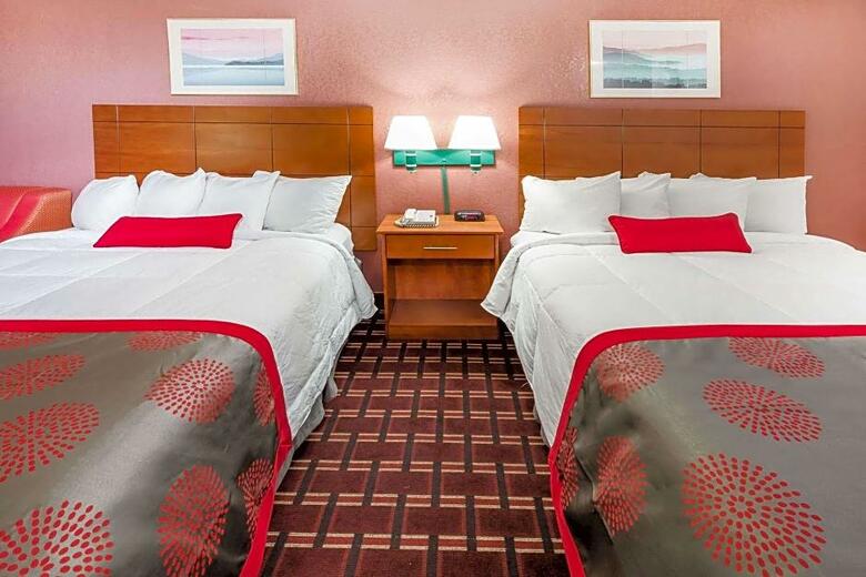 Motel Ramada Medford & Convention Center