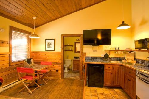 Hotel Hearthstone Inn