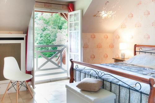 Hostal Maison Lalong�re