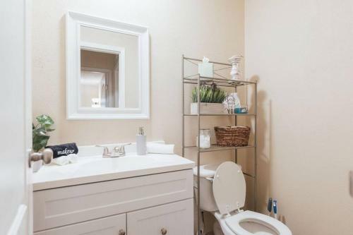 Apartamento Stylish Elegant Getaway King Bed Deck Views