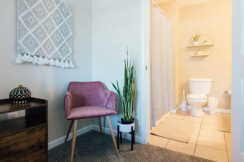 The Bohemian Escape Near Etsu- King Bed!