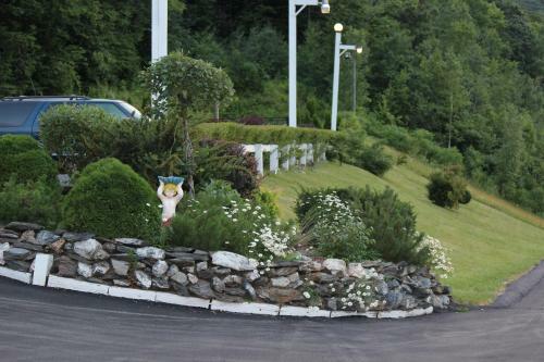 Motel Berkshire Travel Lodge