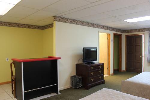 Motel Berkshire Travel Lodge