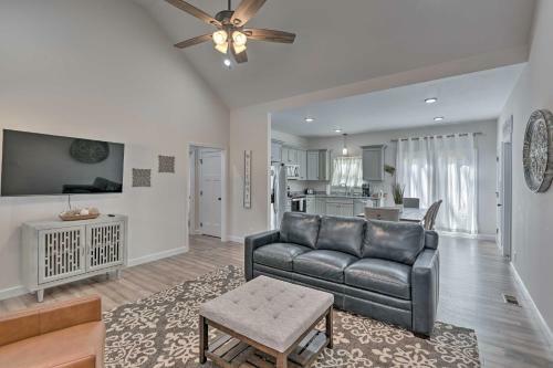 Home In Nashville Suburb Of White Bluff!
