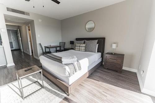 Apartamento Relaxing Getaway On Main Street Pool