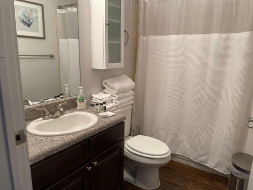 Apartamento Smart Exposed Brick-walled Apt Located On Main St.