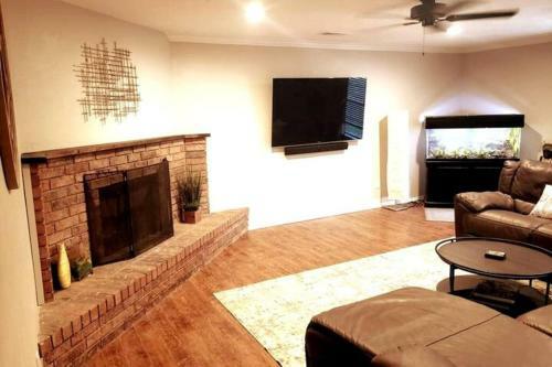 Charming Pet Friendly 3bd/2ba Home In Allen, Tx