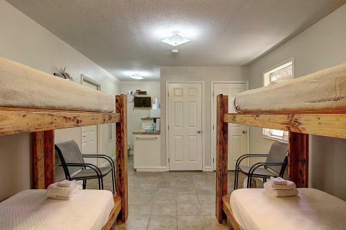 Fantasy Oaks Lodge