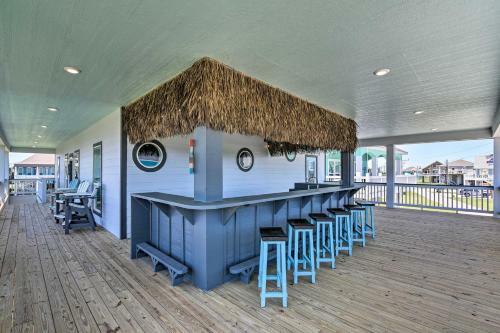 Bolivar Peninsula Beach House, Steps To Coast