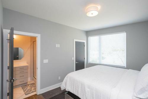 Luxury Townhome Skyline Views Mins To Dt