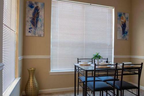 Apartamento Pool Access ~free Parking ~10 Mins From Airport
