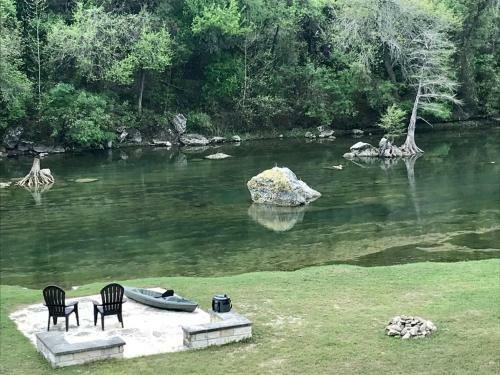 Lazy Southern Getaway