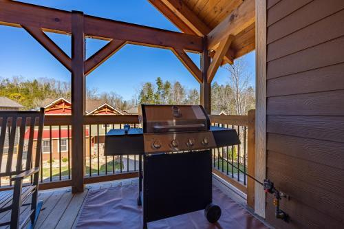 Poolside Paradise Chalet