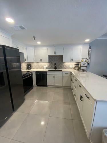 River Place Condos 111 3bd