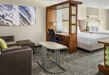 Hotel Springhill Suites Long Island Brookhaven