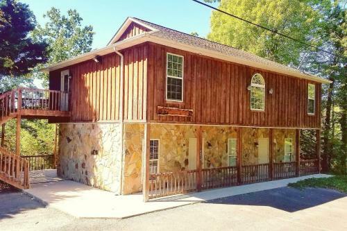 Lazy Bear Cabin