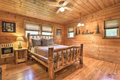 Expansive Ranch Home With Mtn Views And Game Room
