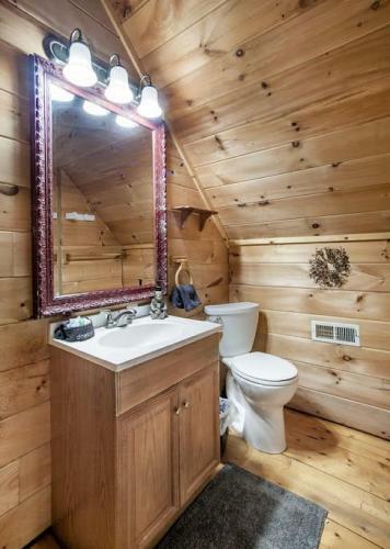Bear Claw Cove - Hot Tub, Jacuzzi, Fireplace, View