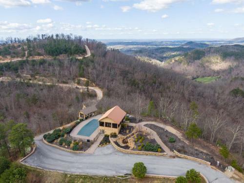 High Expectations - Mountain View, Game Room, Hot Tub