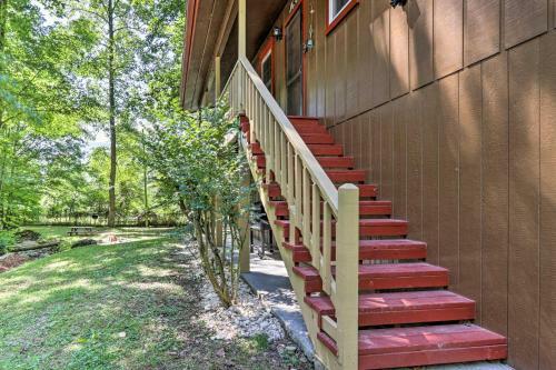 Serene Pigeon Forge Hideaway With Game Room!