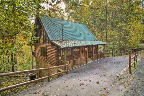 All Knotty - Scenic Cabin With Mountain Views