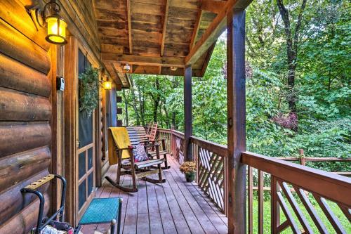 Tranquil Sevierville Cabin With Private Hot Tub