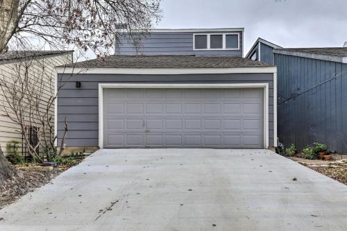 Austin Abode With 2 Patios And Pool 7 Mi To Downtown