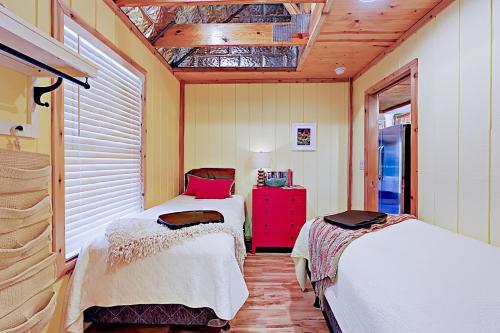Cabin-style Book House & Writing Barn