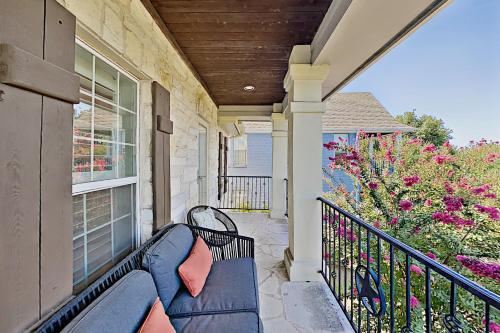 Travis Heights On Town Lake