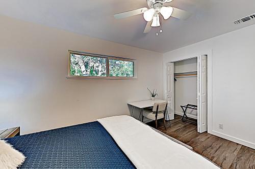 Newning Gage Oaks #208