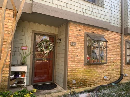 Far West Edgecliff Townhouse
